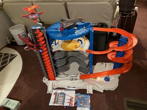 Mattel hot wheels - hot, super
