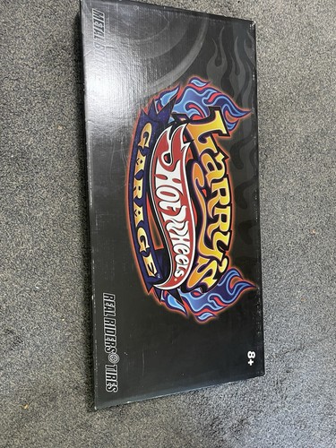 Hot wheels larry garage set - hot,