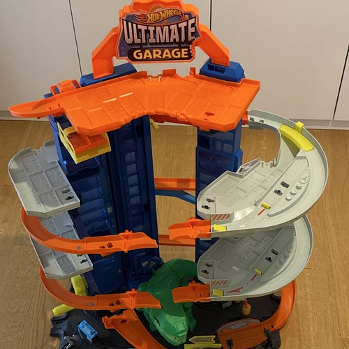 Hot wheels ultimate garage - hot, set