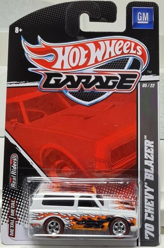 Hot wheels 2011 garage - wheels,