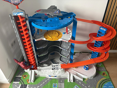 Hot wheels super ultimate - hot,