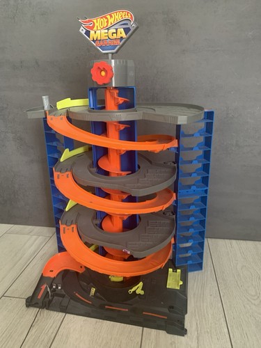 Hot wheels mega garage - wheels,